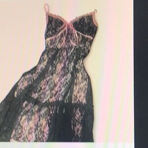 Elegant Black and Pink Lace Dress